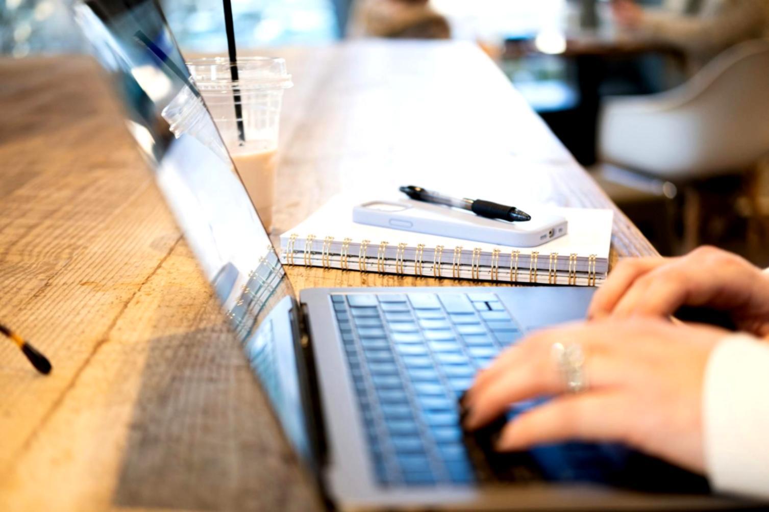 Team collaboration on cash flow analysis